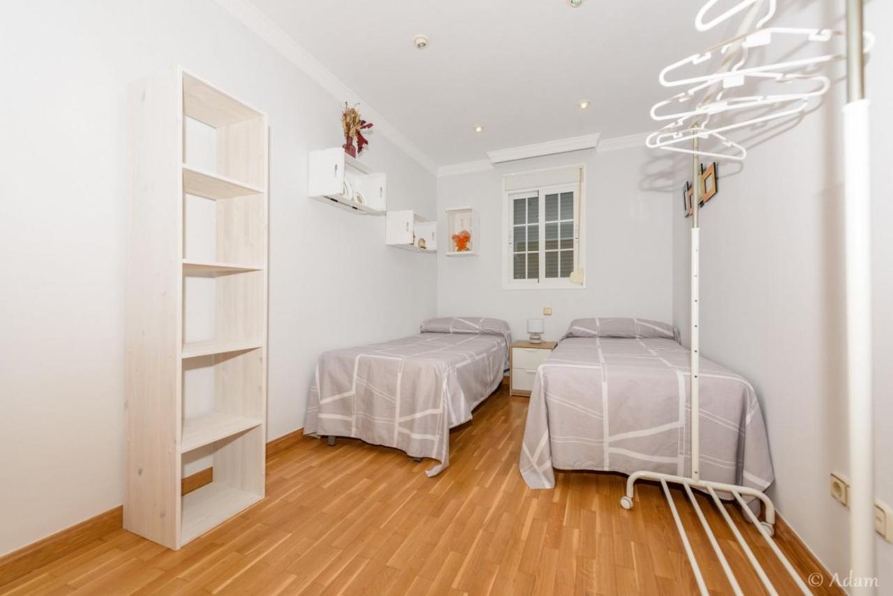 Precioso Apartamento En Malaga Al Lado De La Playa Luaran gambar
