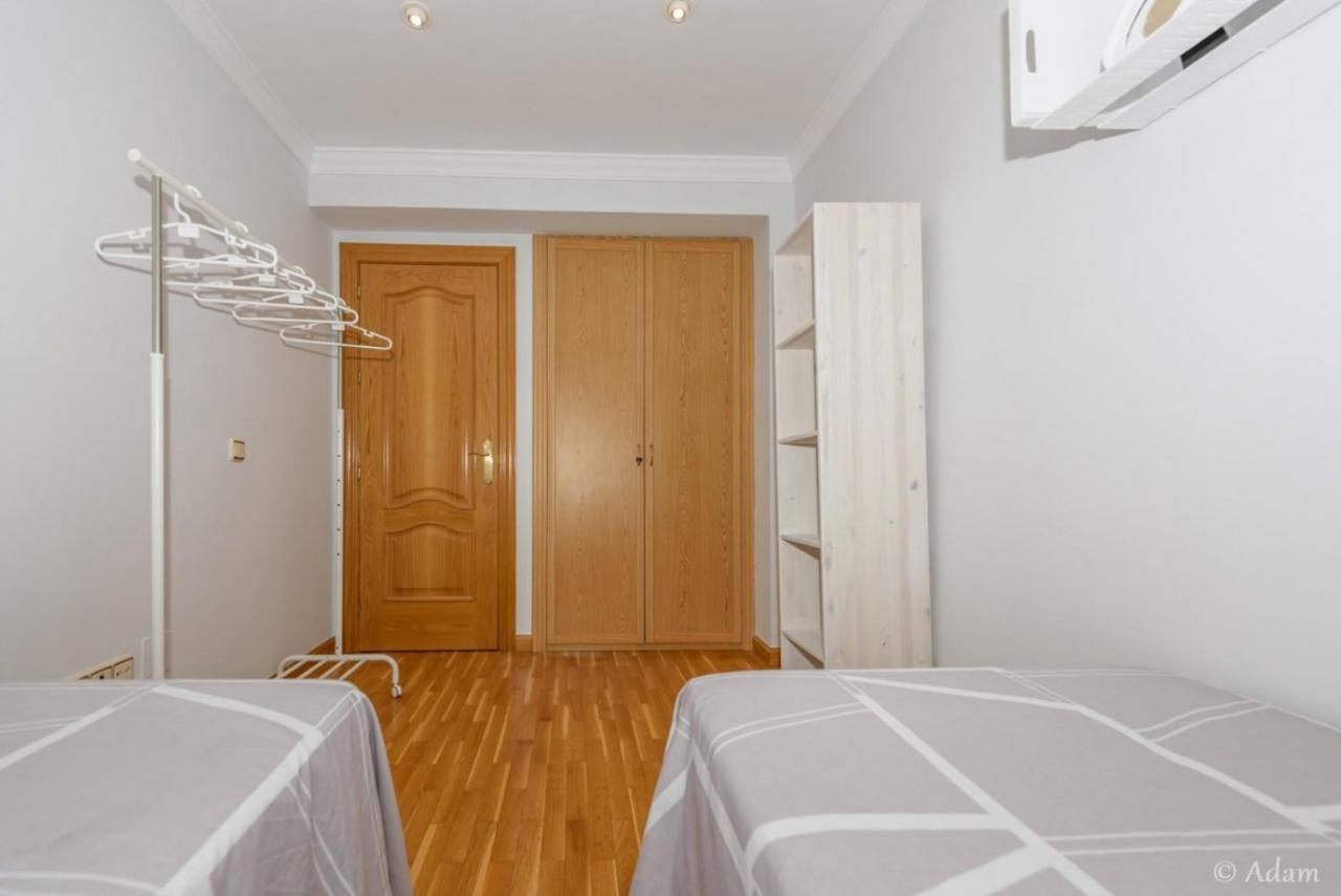 Precioso Apartamento En Malaga Al Lado De La Playa Luaran gambar