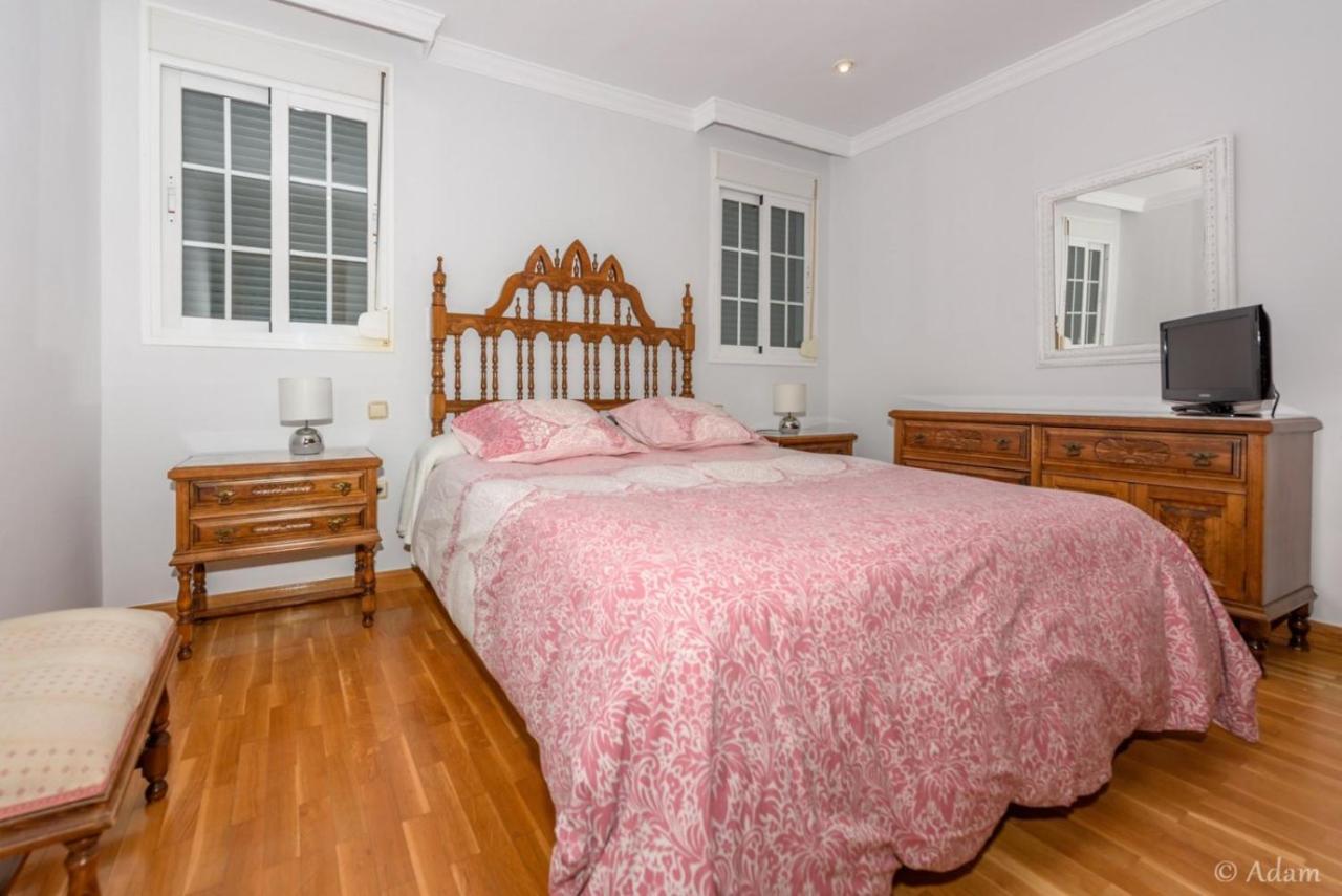 Precioso Apartamento En Malaga Al Lado De La Playa Luaran gambar